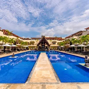 https://oceanfront-bliss2br-2ba-near-mamitas-beach-club.tulum-hotels.net